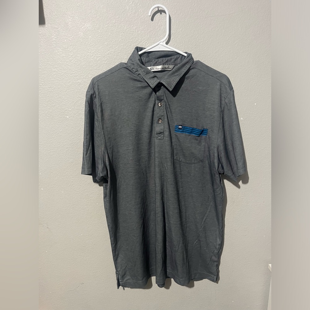 Travis Matthew Golf Polo Sport Shirt Size Men’s Large Gray with Banner Pocket